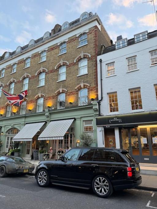 Vico Sapphire Sanctuary Apartment London