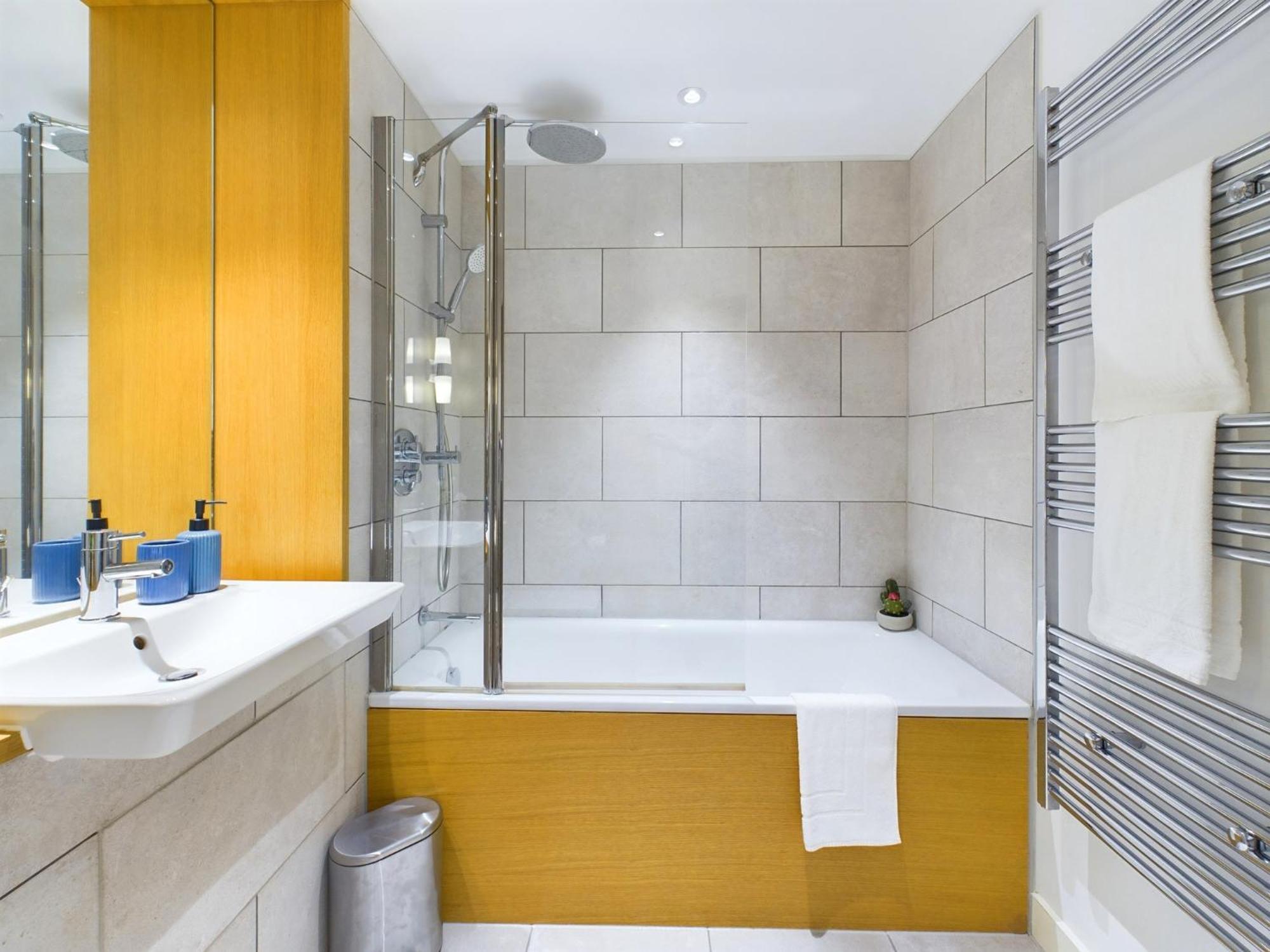 Apartment Wild Roses Serviced - Canning Town *