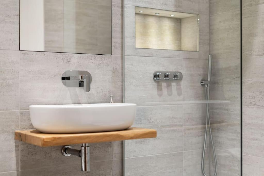 Stylish And Very With Balcony Appartement Londen