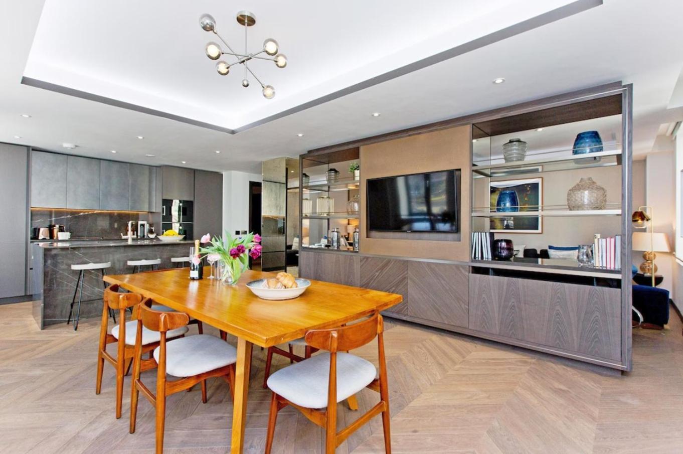 Apartment Living 3 Bedroom London
