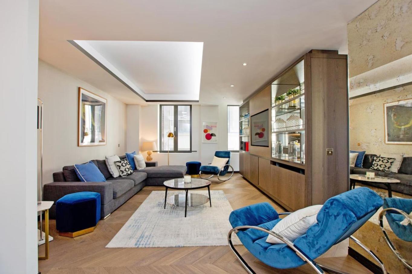 Living 3 Bedroom London