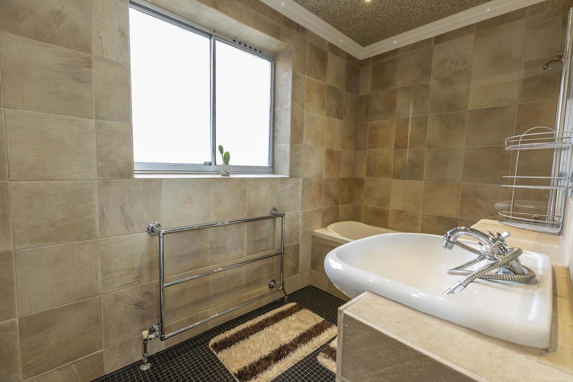 Spacious House Near Hyde Park & Oxford Street London