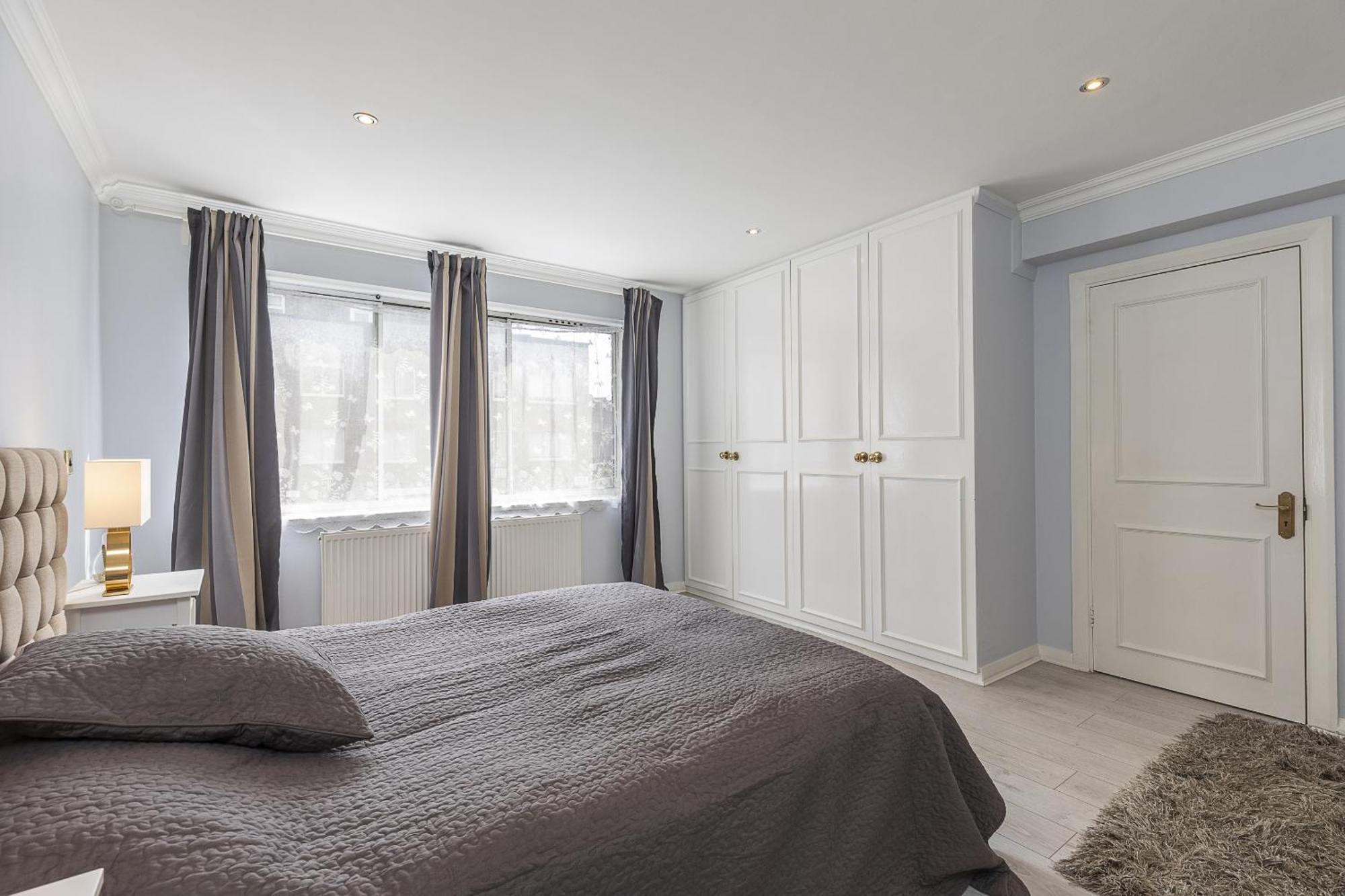 Spacious House Near Hyde Park & Oxford Street Apartment *