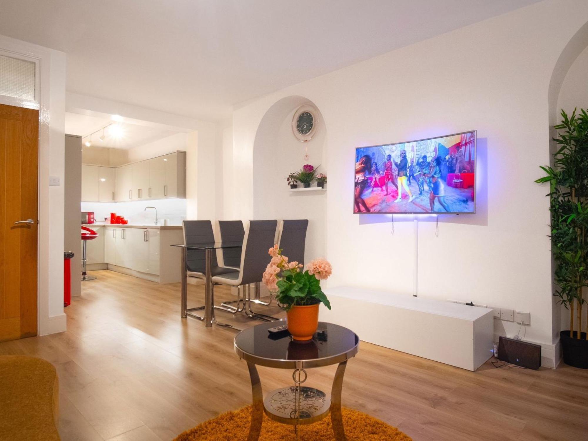 Modern 2 Bedroom In Woolwich *