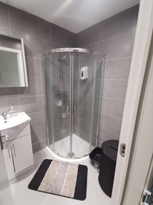 And Bermondsey Pad 2 London