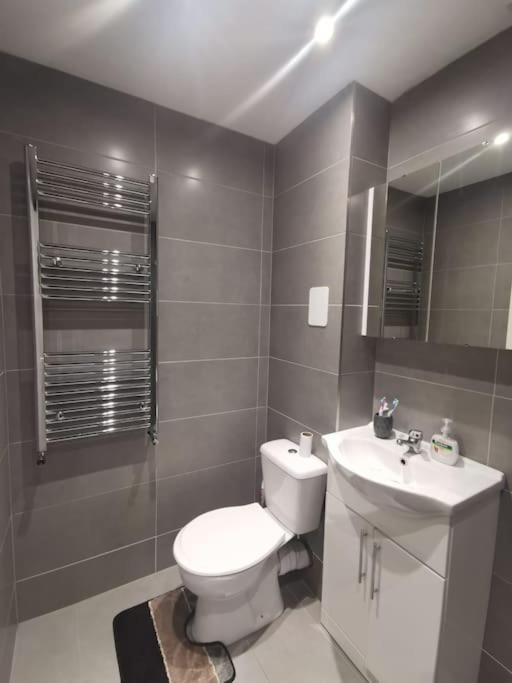 And Bermondsey Pad 2 * London