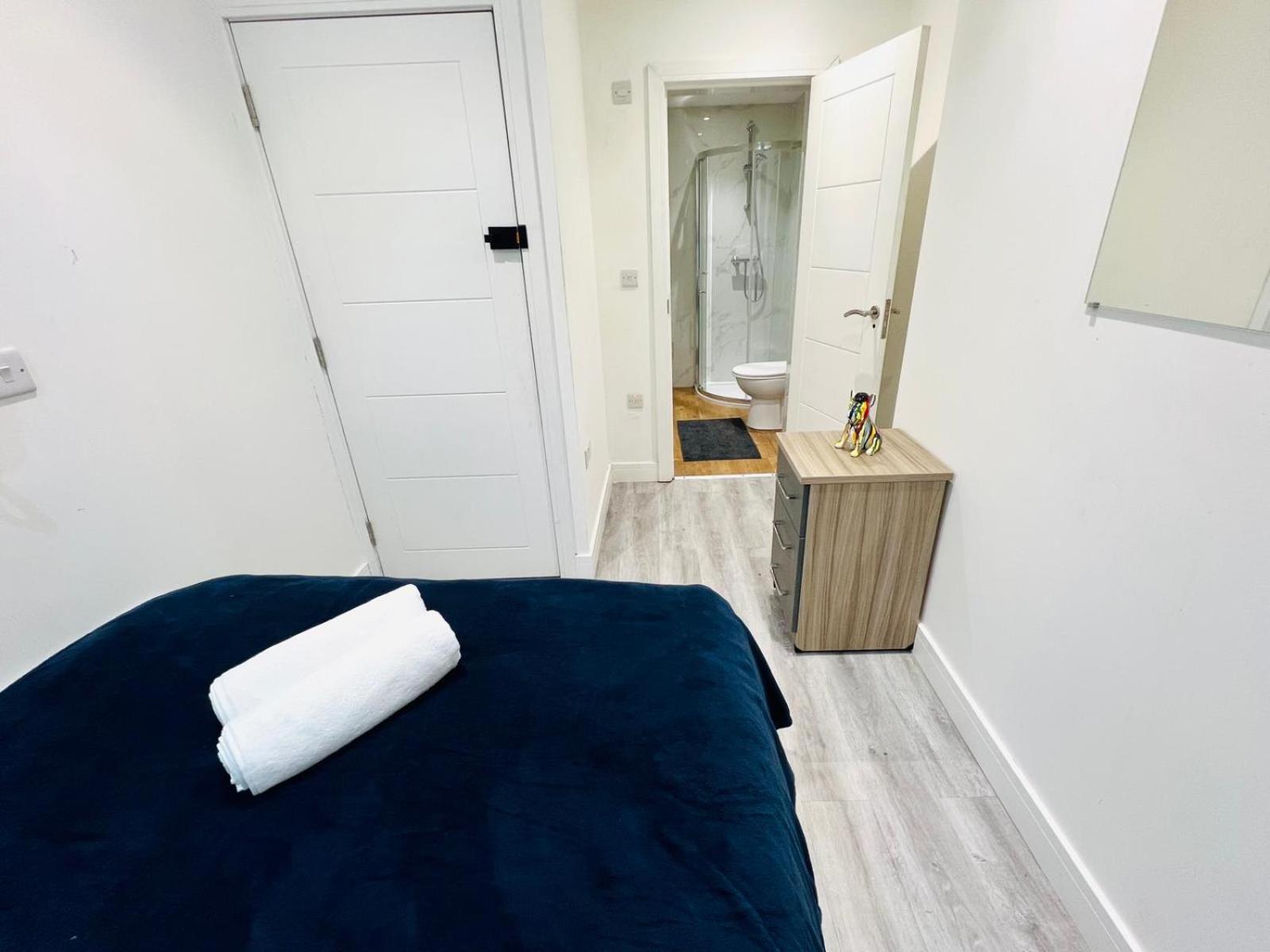 Flats, Perfect Location To Visit London! Londen