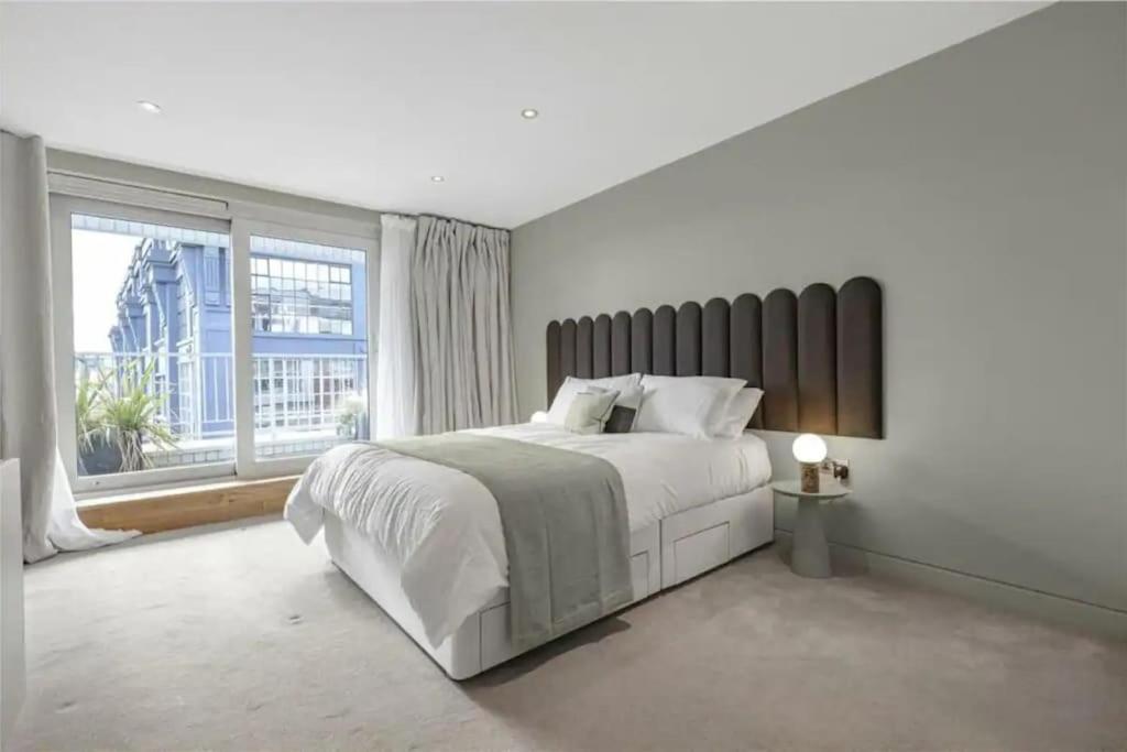 Stunning Shoreditch Penthouse Appartement Londen