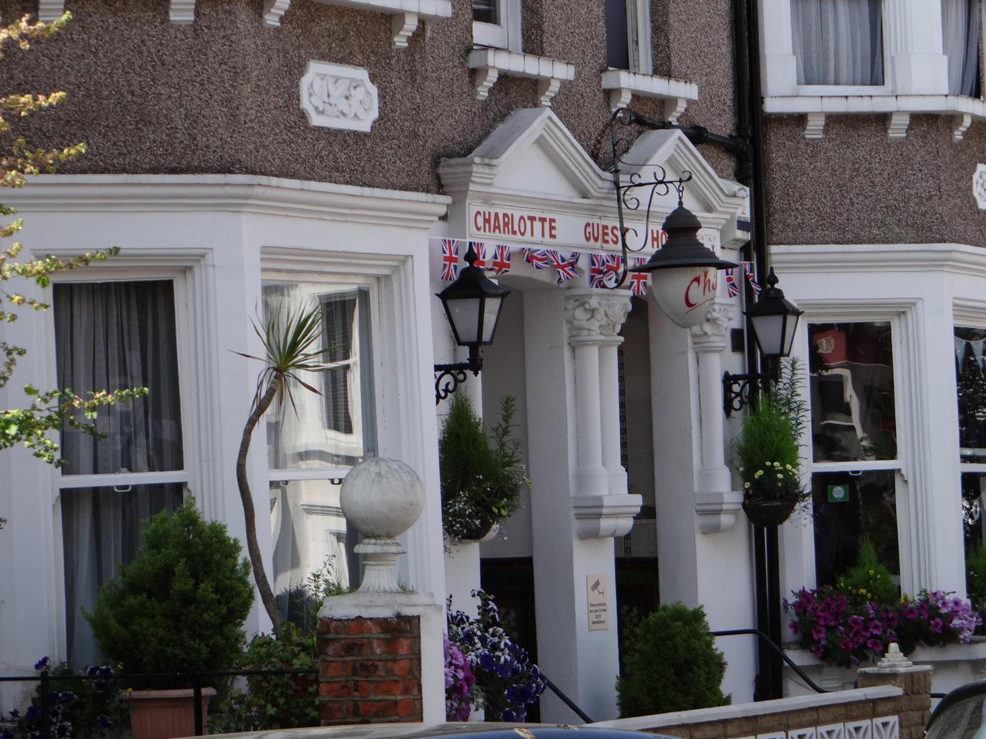 Guest house Charlotte London