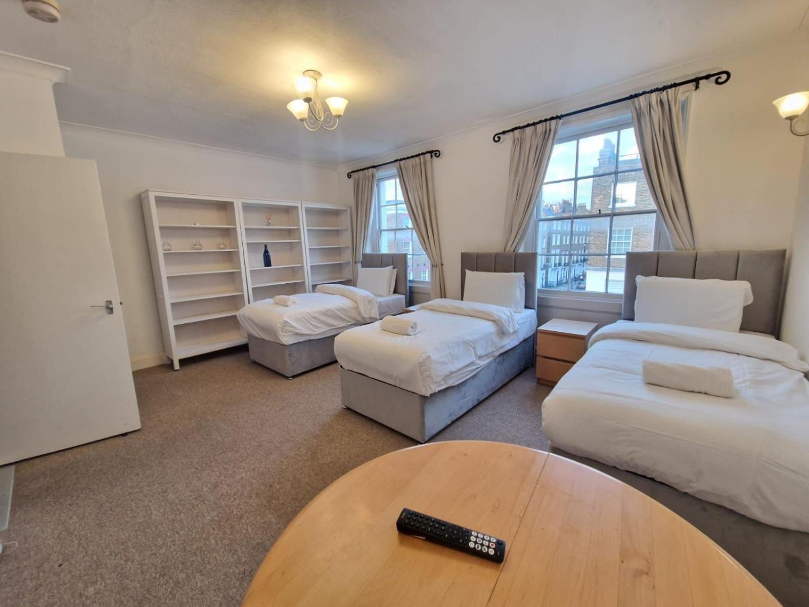 Baker Street Apartment