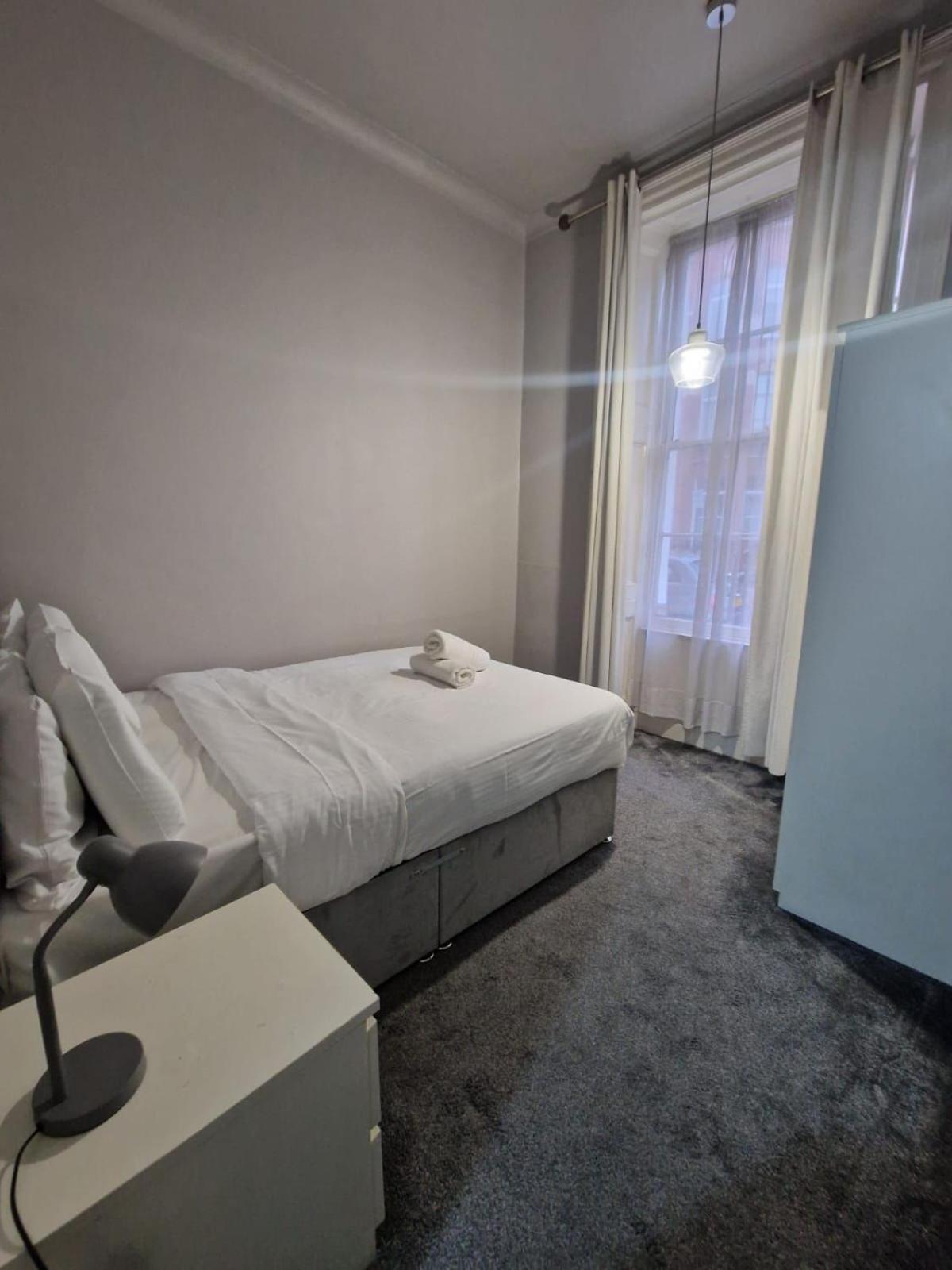 Baker Street Apartment