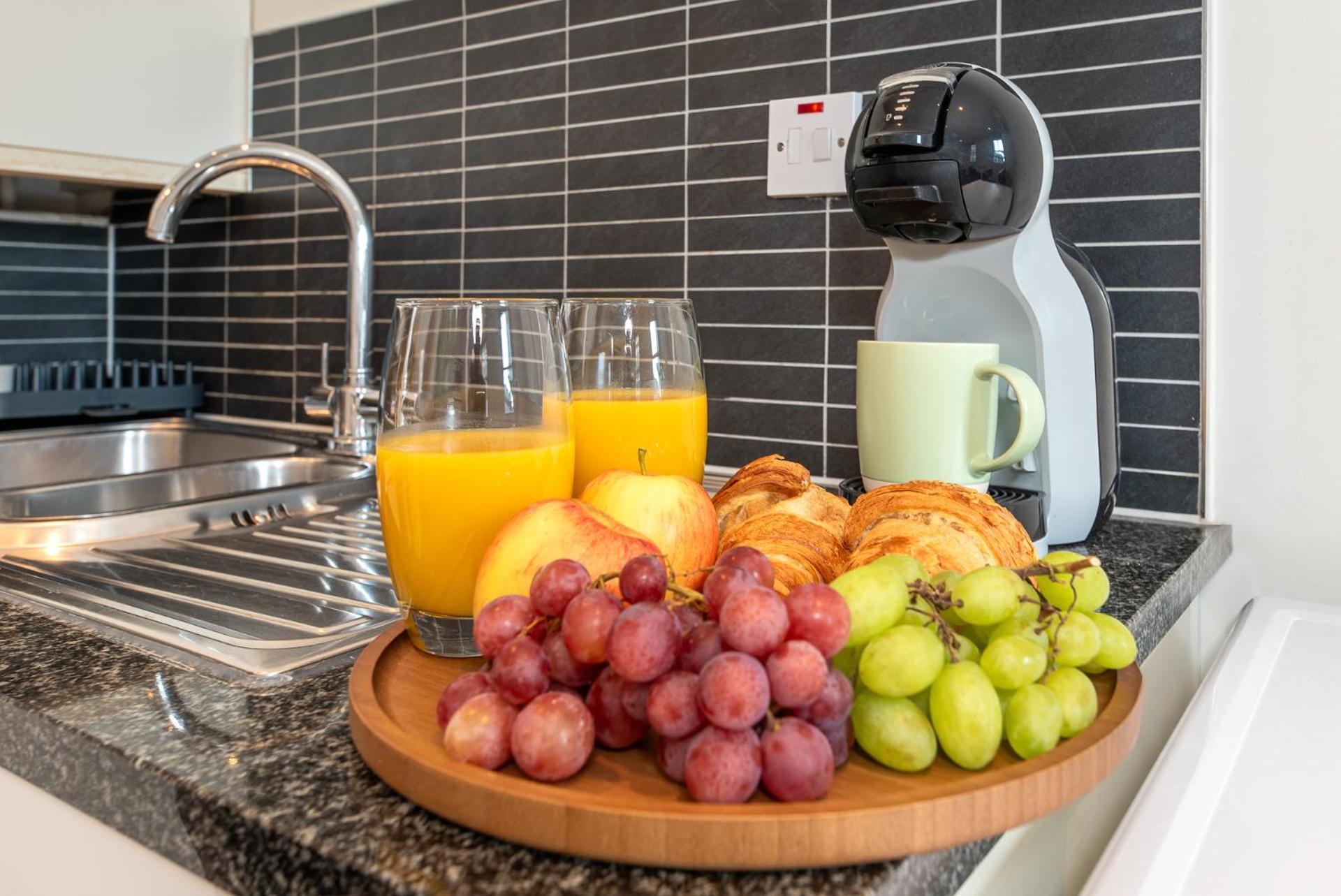 Apartment 2-bedroom Flat In Embankment A Short Walk Away To Trafalgar Square Near Big Ben, Eye