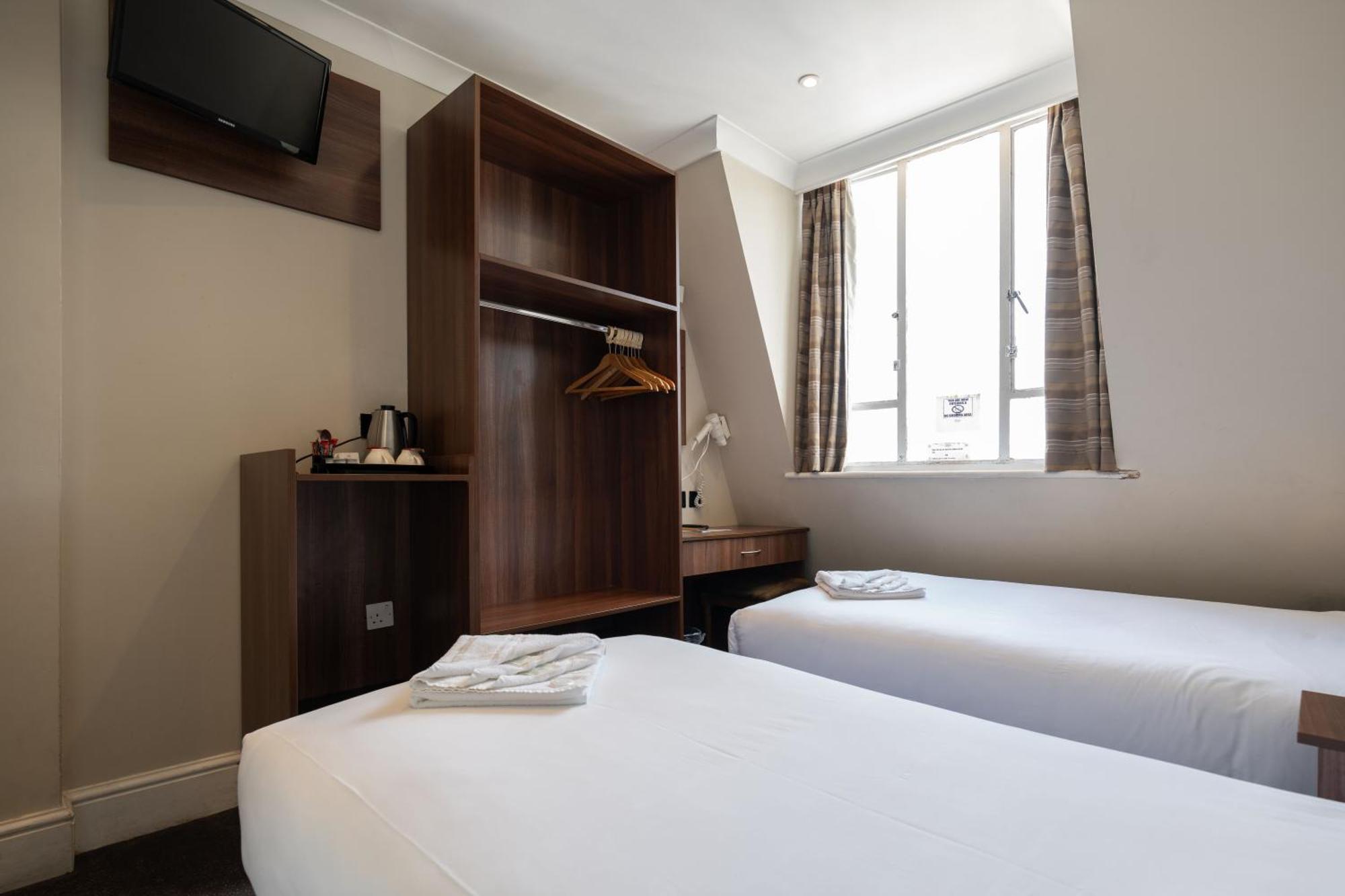 Ascot Hyde Park Hotel London