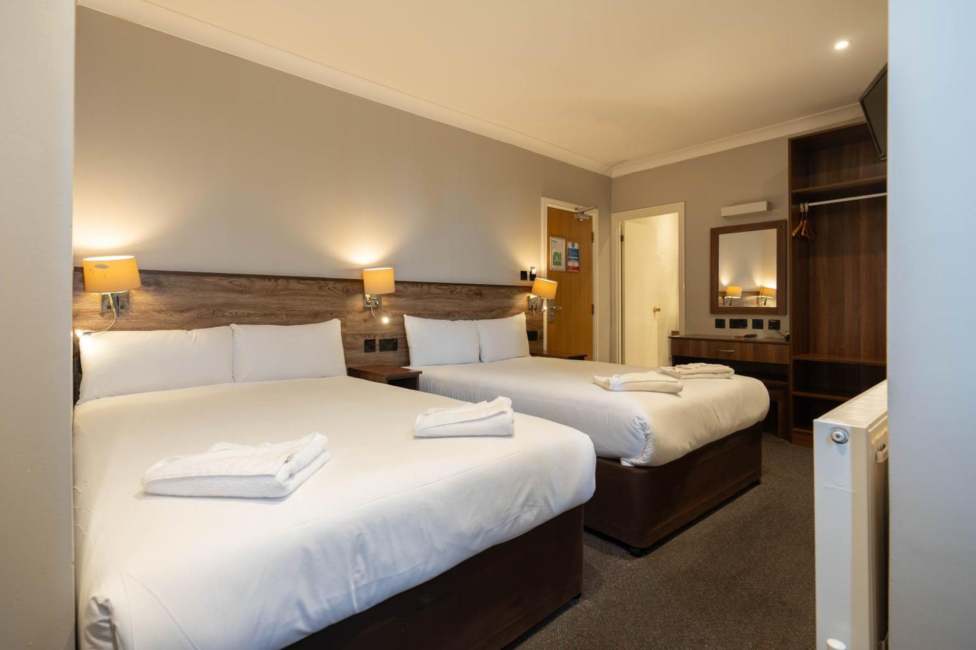 Ascot Hyde Park Hotel