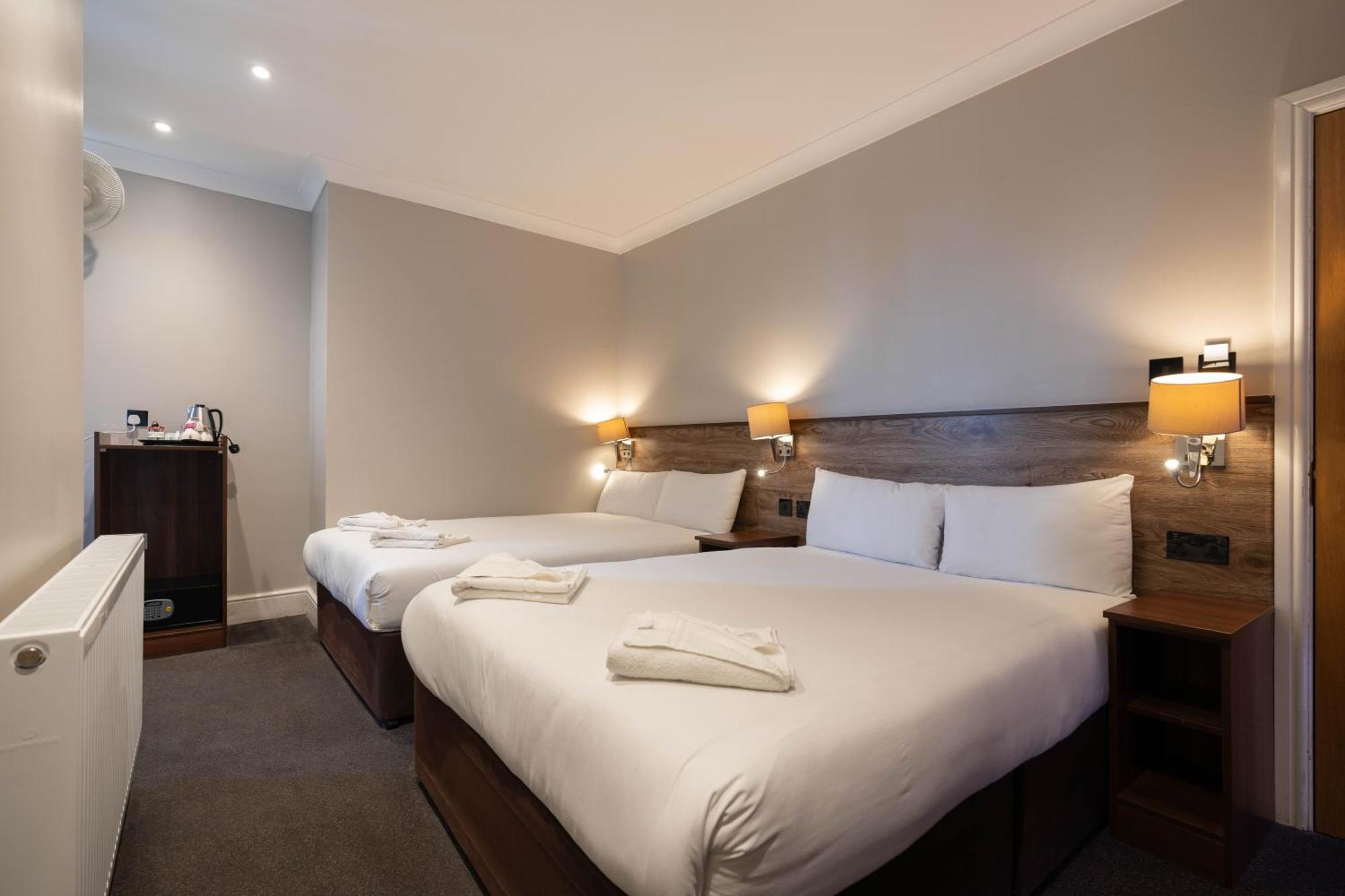 Hotel Ascot Hyde Park London