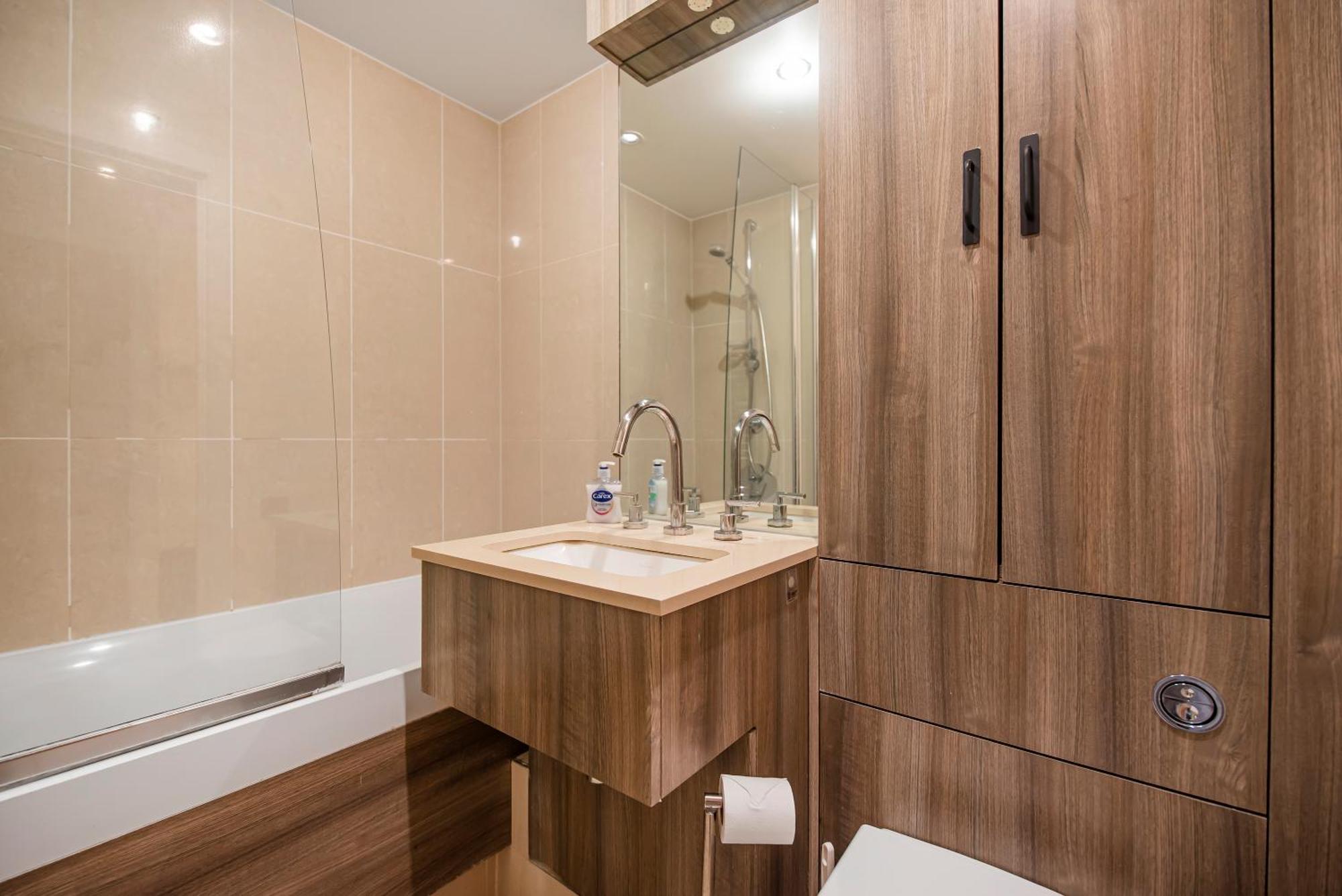 Compact Flat With A River View Close To Big Ben Londen