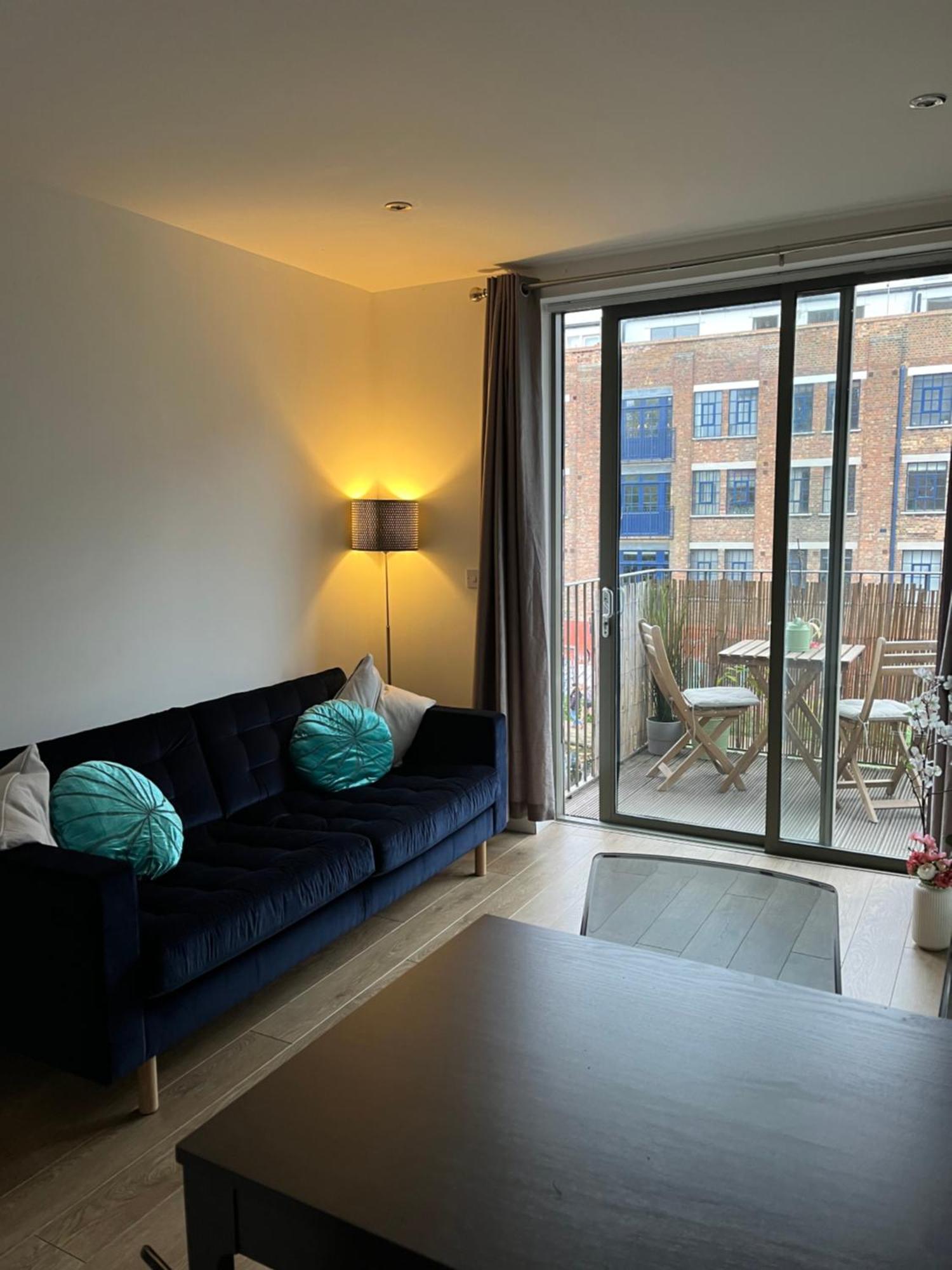 Modern Cozy 1 Bedroom London