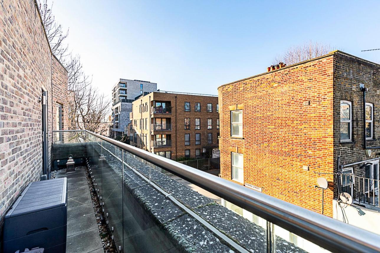 Apartment Bermondsey Bliss Views Comfort And Access!