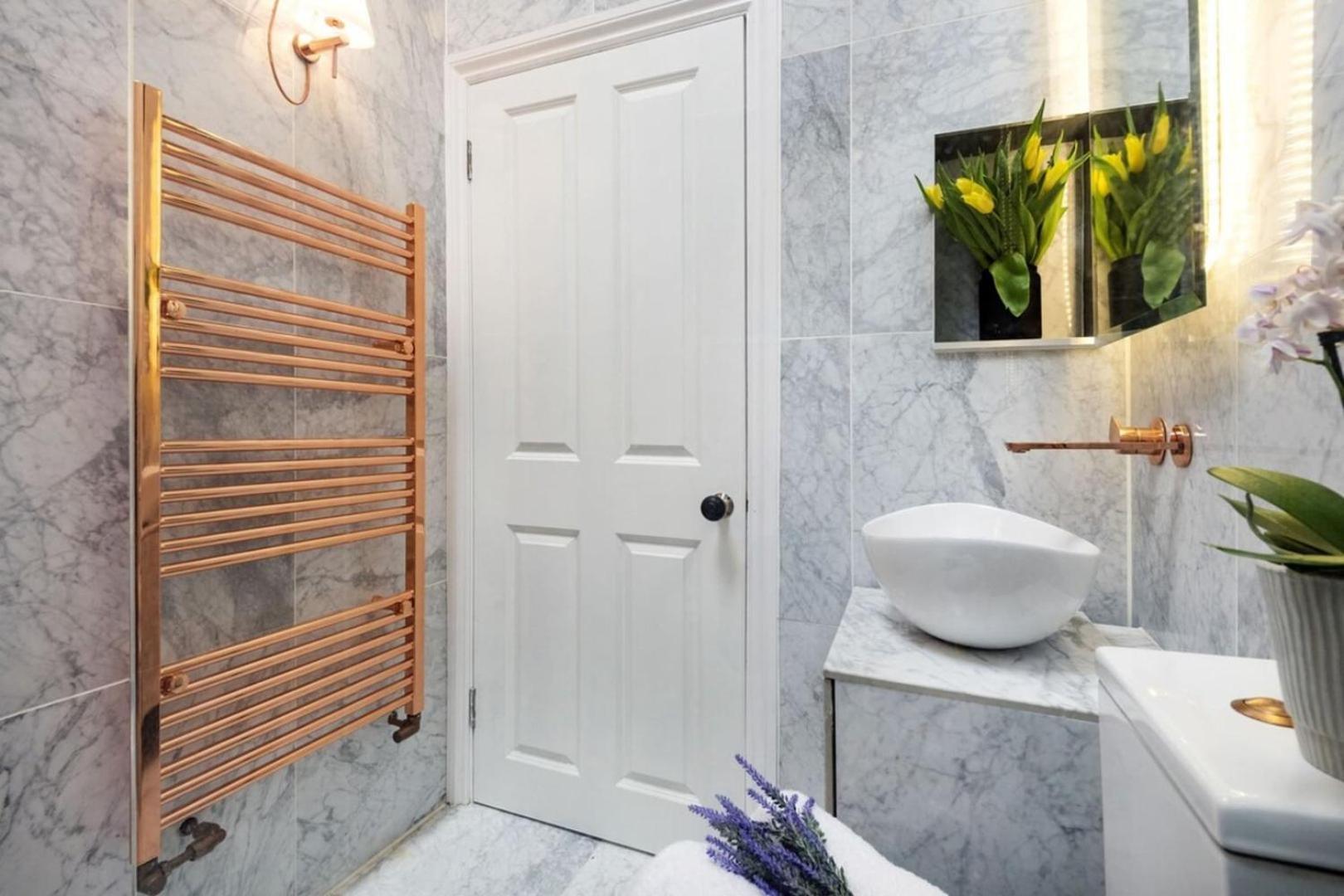 Stylish Hyde Park Gem Apartment *