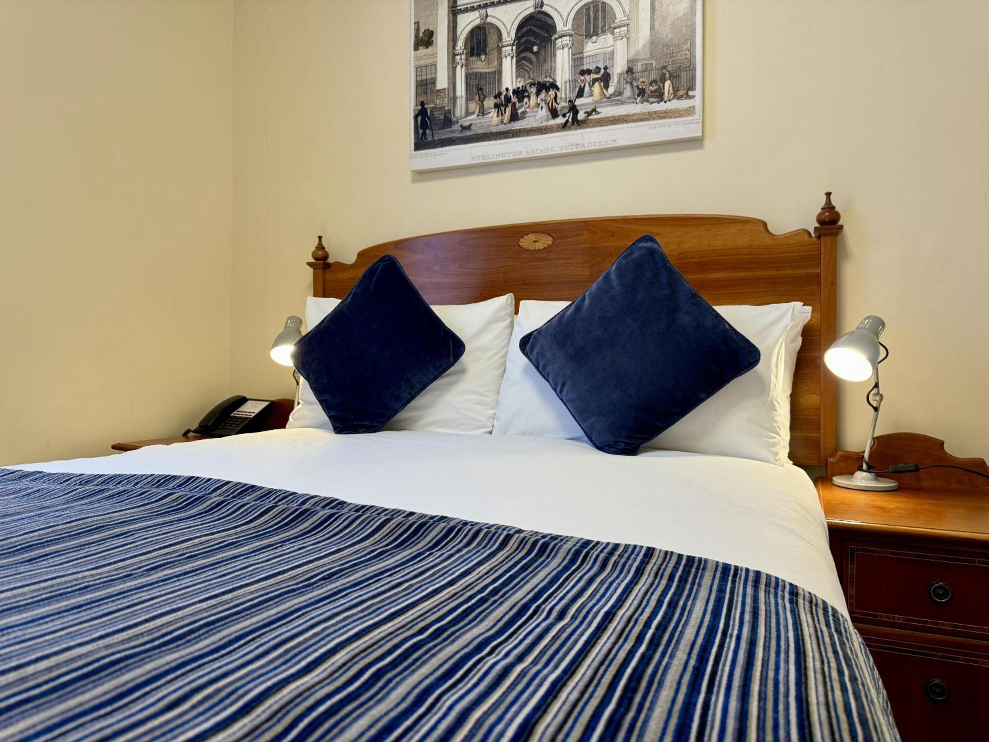 The Windermere Hotel, Hotel London
