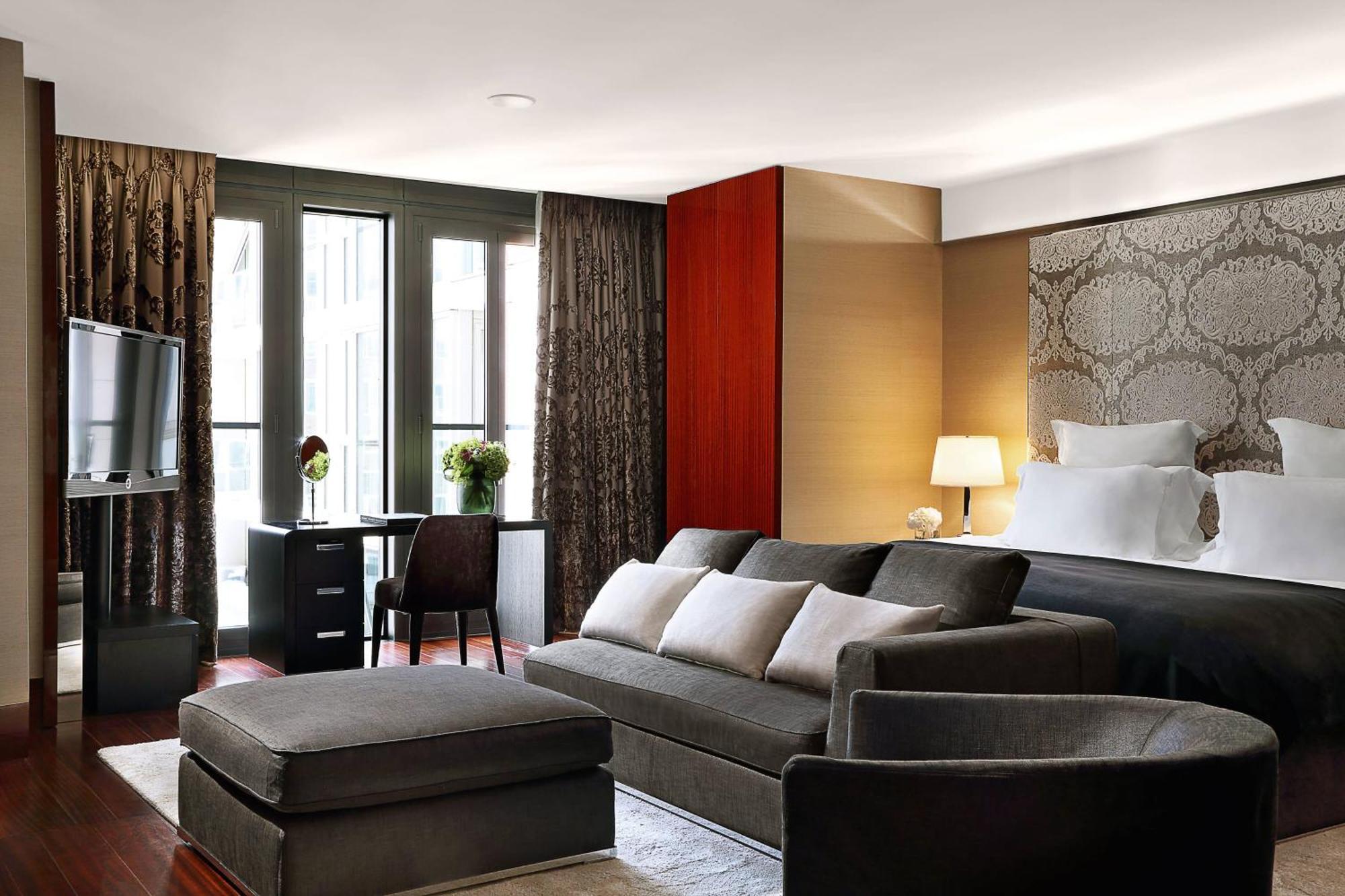 Hotel Bulgari Hotel, 5*
