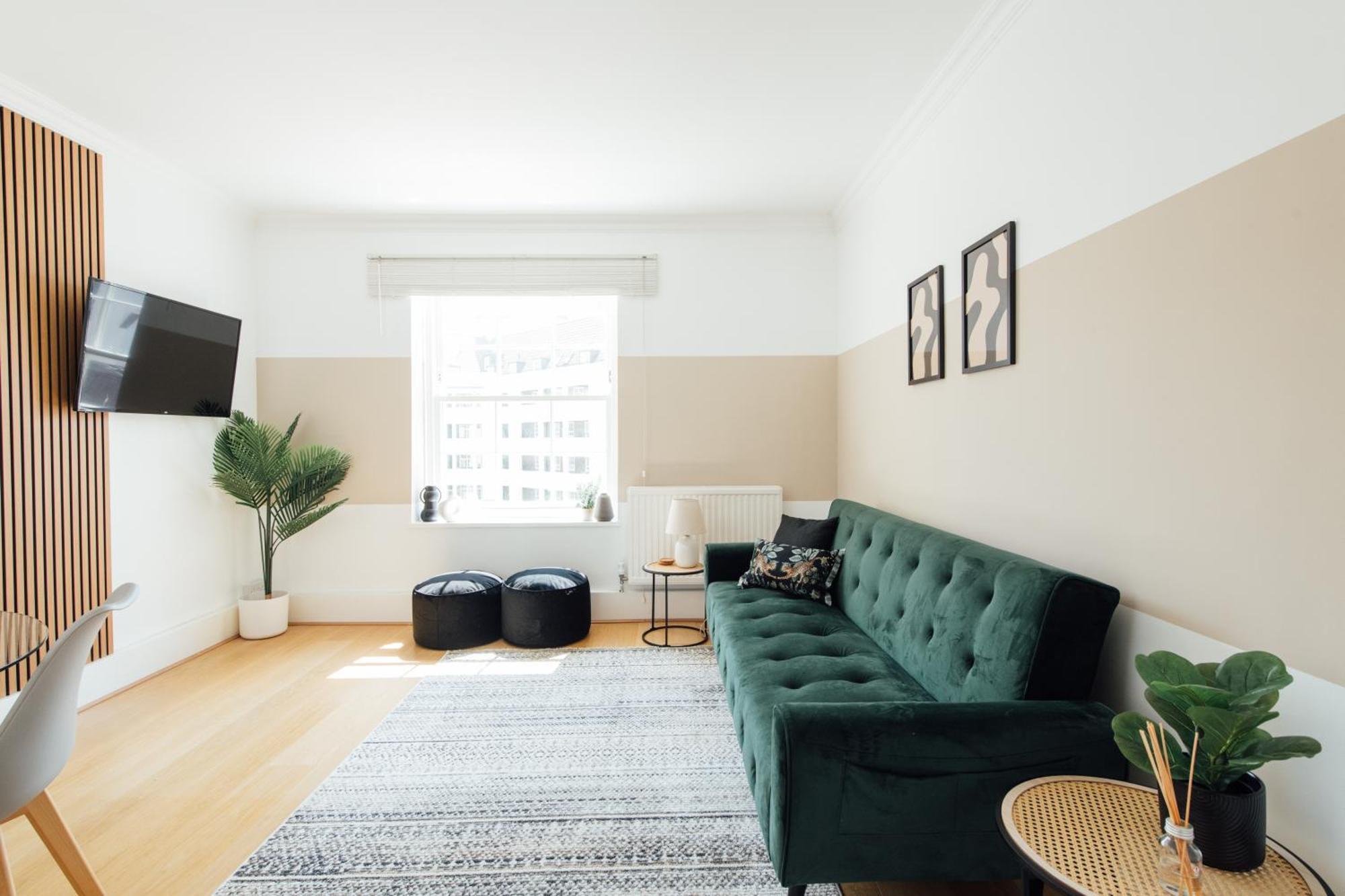 Stylish Kings Cross 2 Bedroom Flat Apartment London