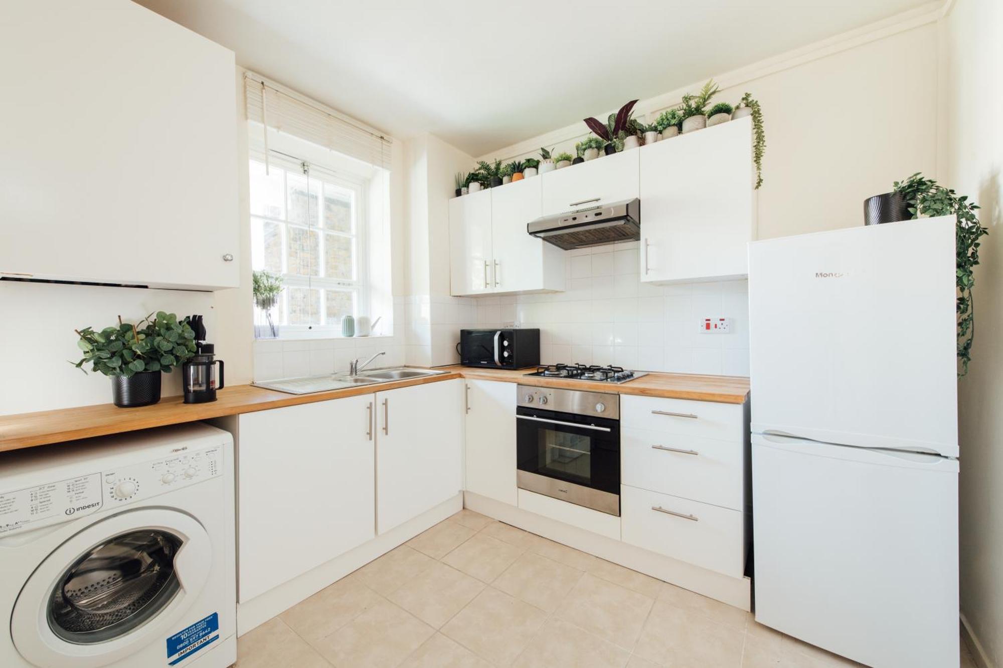 Stylish Kings Cross 2 Bedroom Flat * London