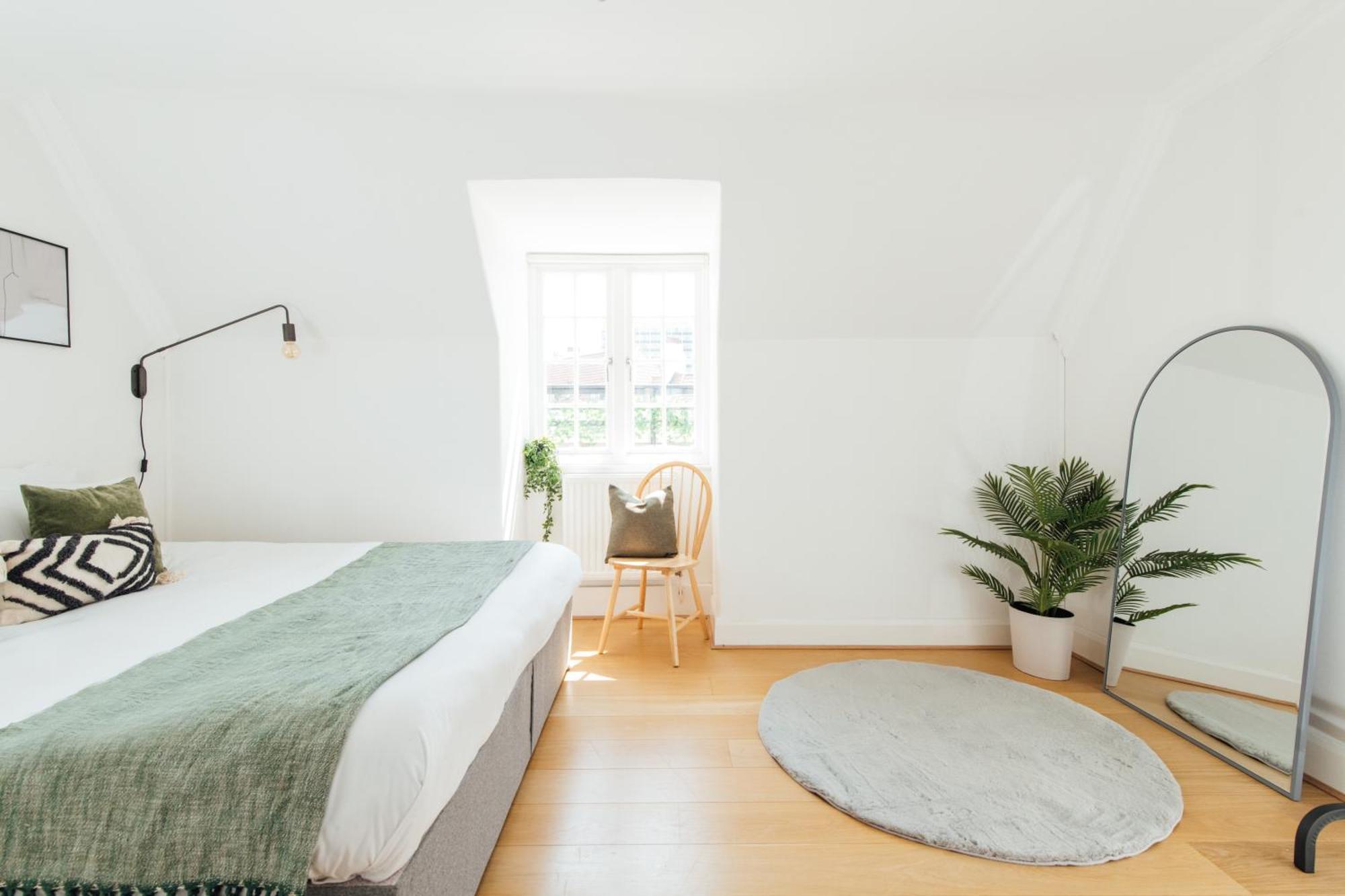 Stylish Kings Cross 2 Bedroom Flat Apartment London