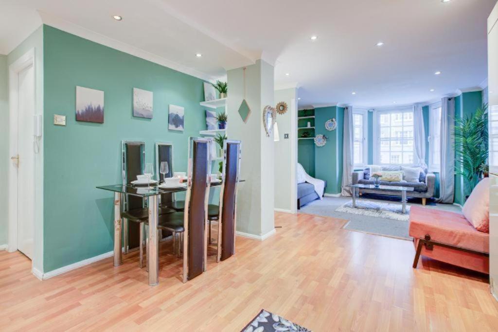 Hyde Park Beautiful Family Apartment London