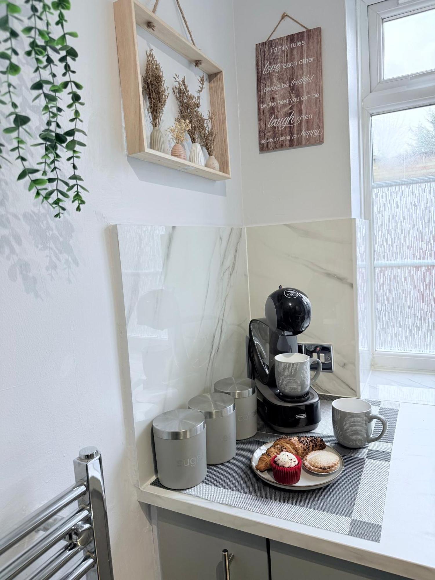 Apartment Staylondon - Sleeps 5 With Free Parking - Tourist, Concerts & Matches London