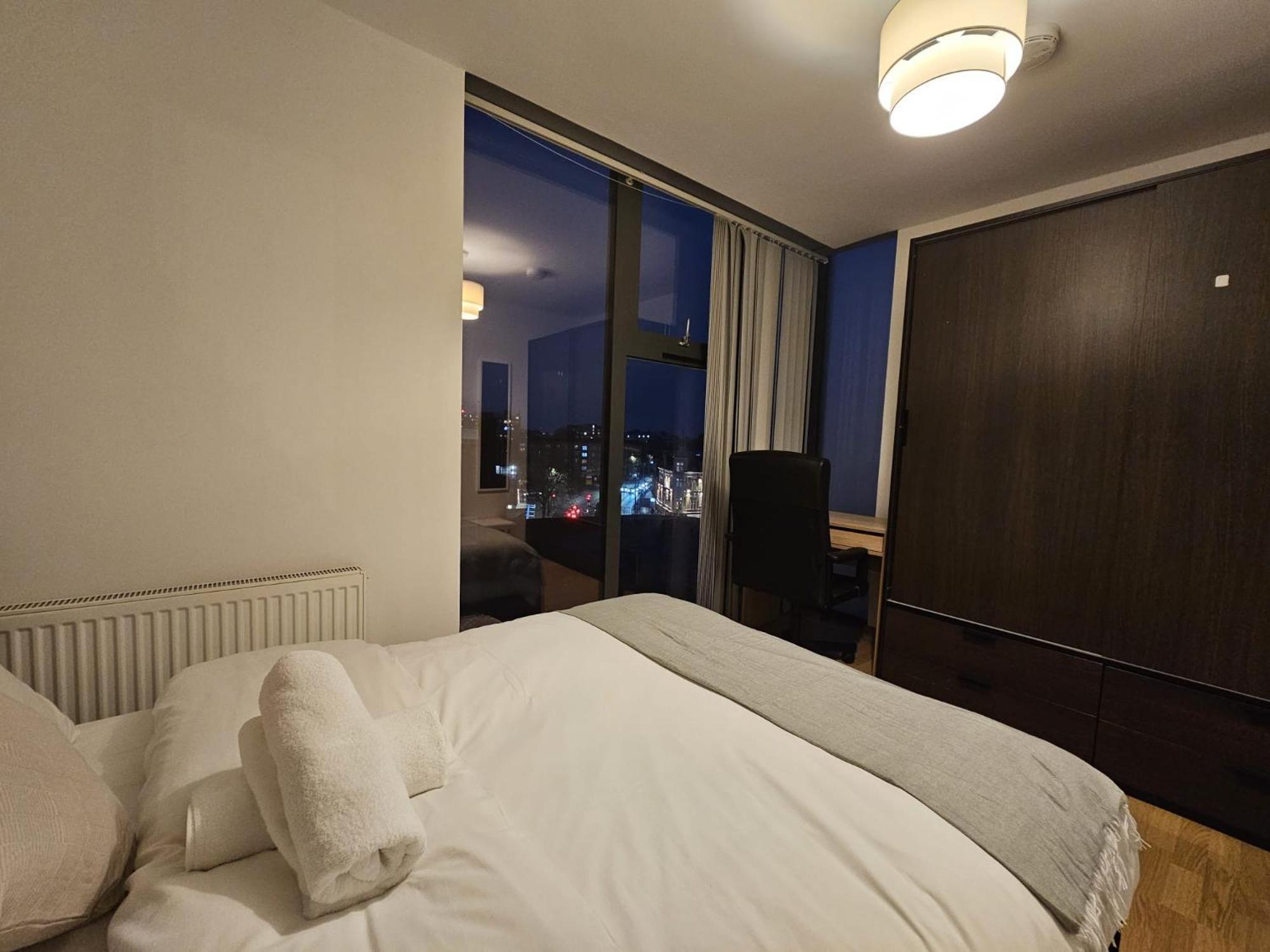 E1 Luxury Penthouse Guest house