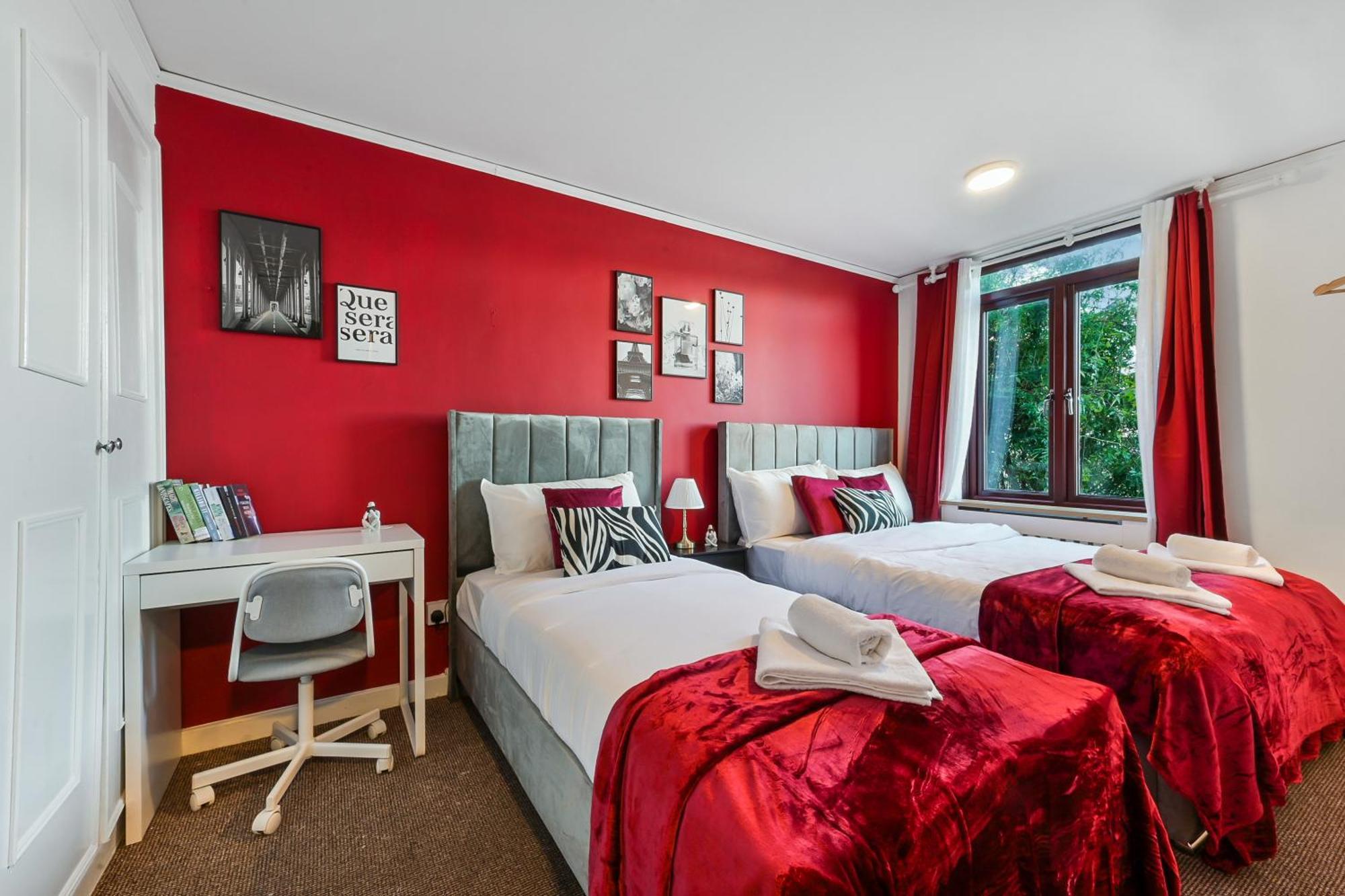 Very Big Place In Camden Town 2 Minutes To Kings Cross * Londen