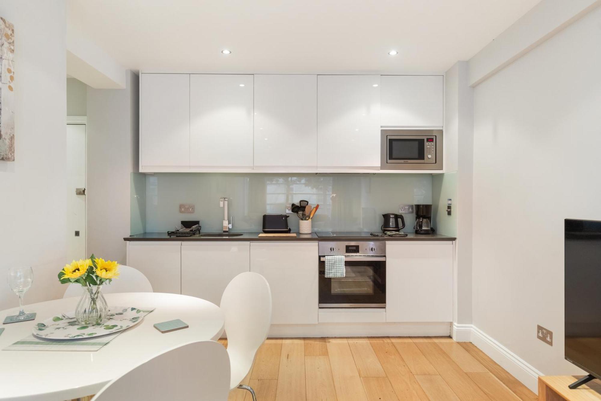 Apartment 16 Nell Gywnn - Chelsea *