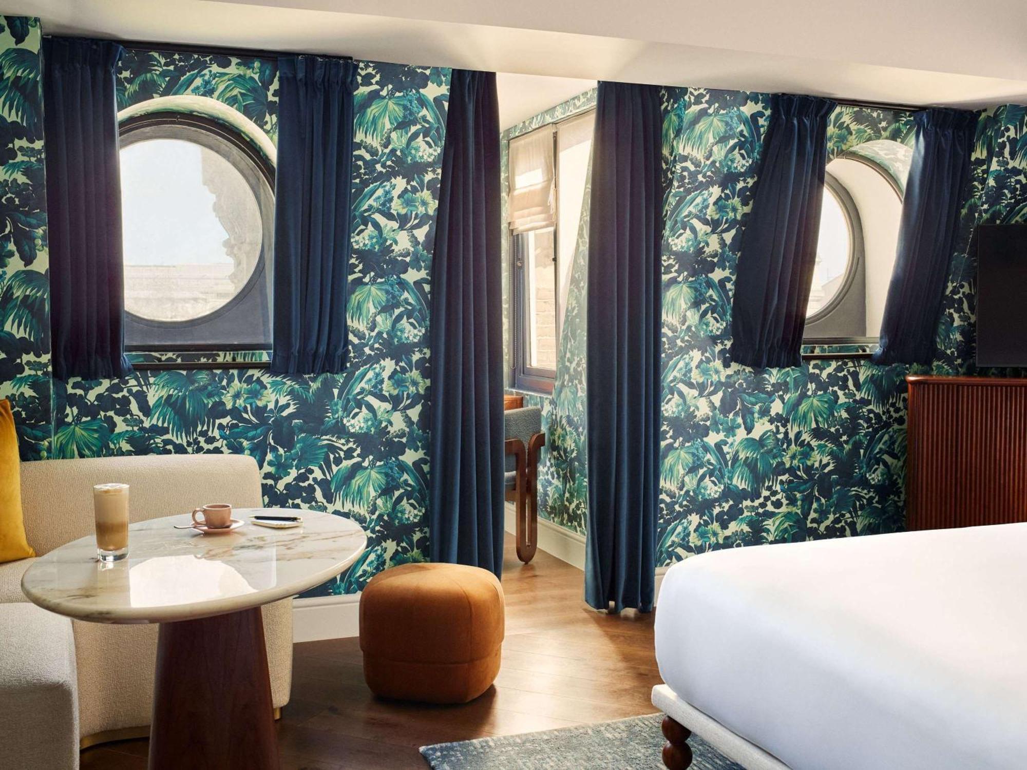 Hyde 4* London