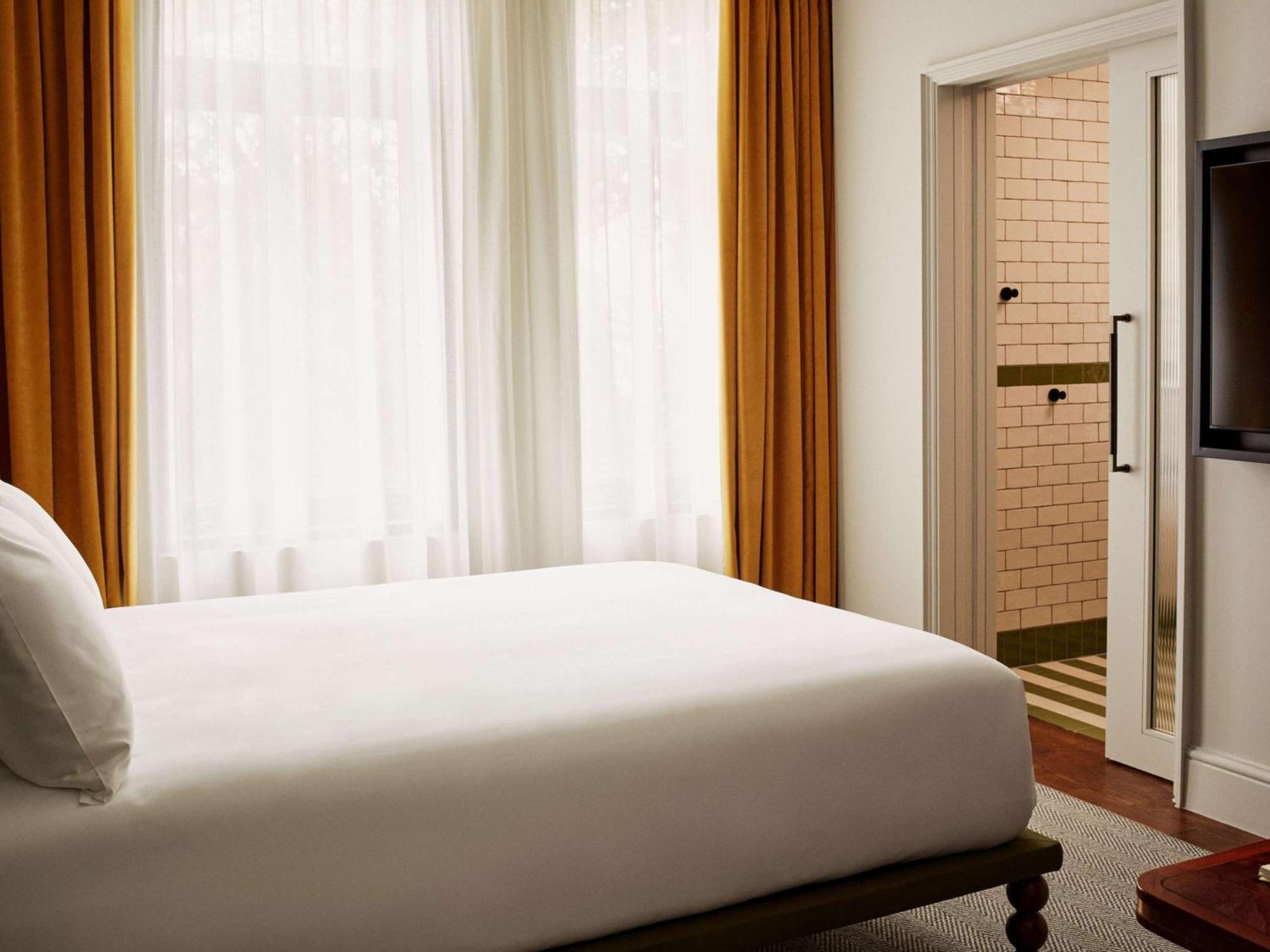 Hyde Hotel