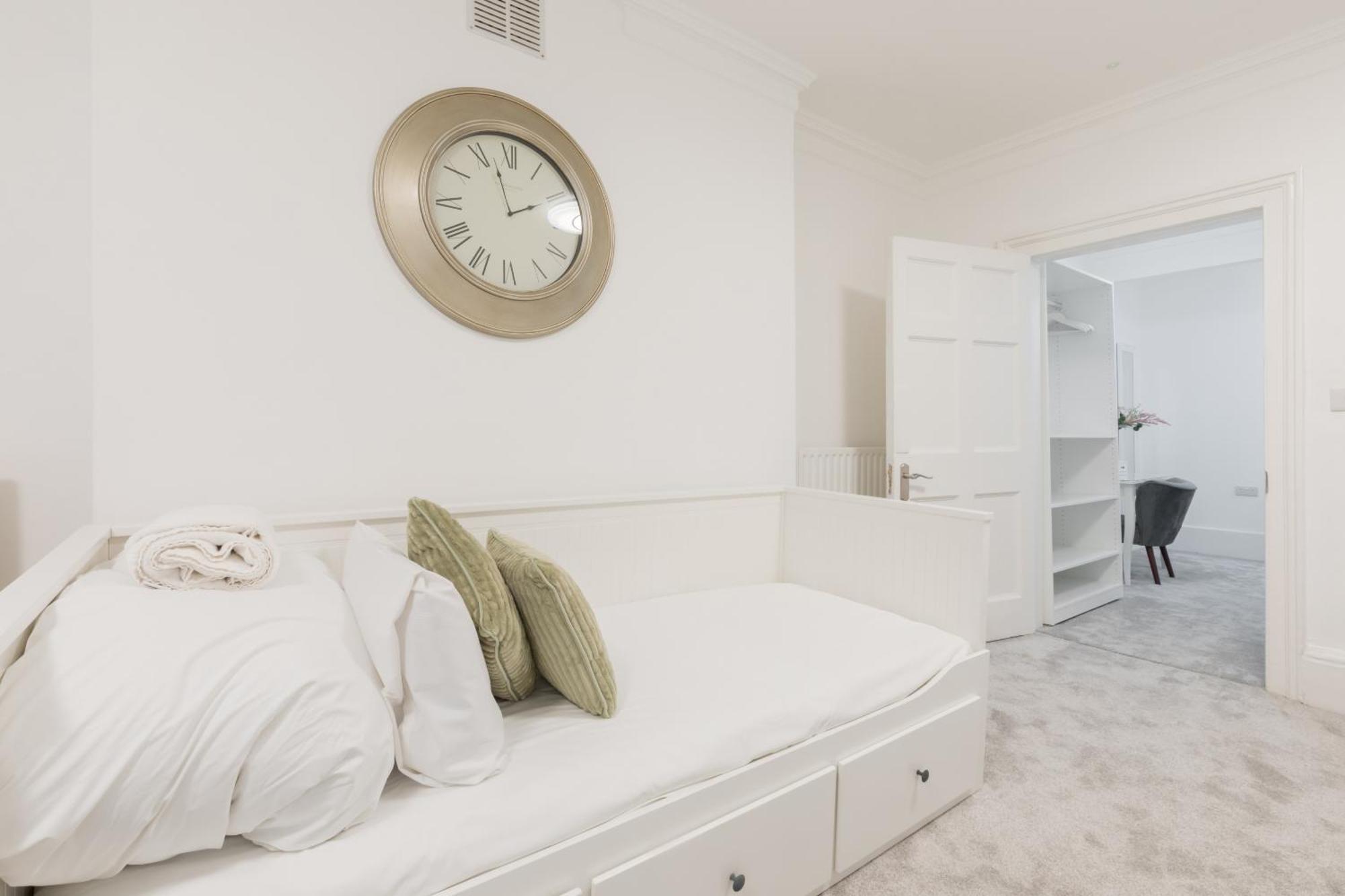 The Chapter - Mayfair Apartment *