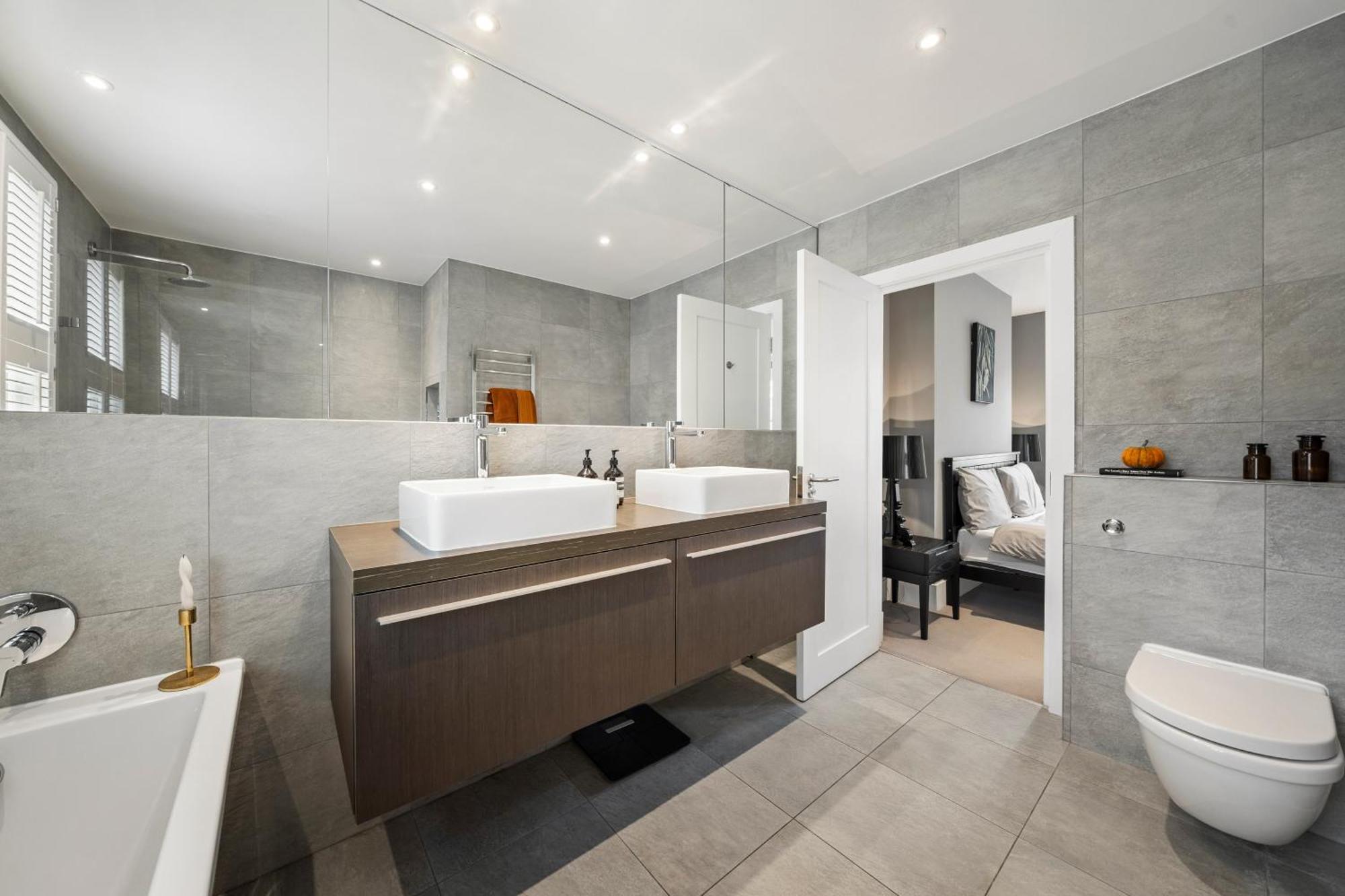 Сasa de vacaciones 4 Bedroom House With Garden In Battersea Close To Chelsea *