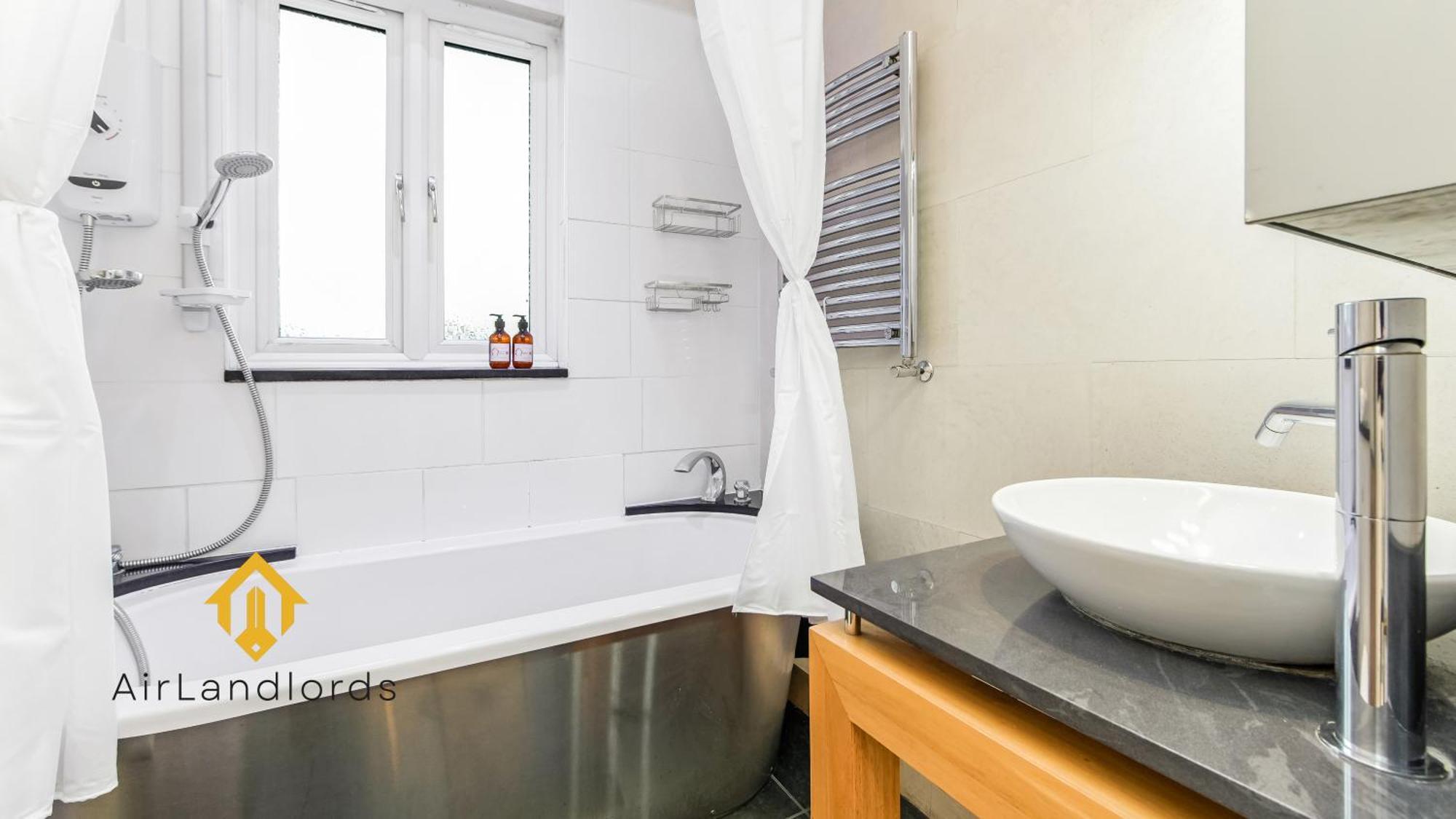 Exclusive 4 Bedroom House In The Heart Of Hackney! Vakantiehuis *