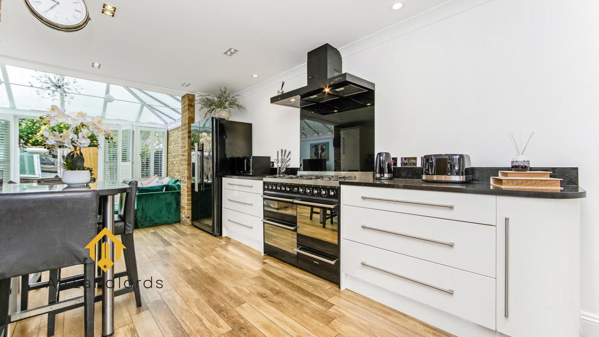 Vakantiehuis Exclusive 4 Bedroom House In The Heart Of Hackney! Londen