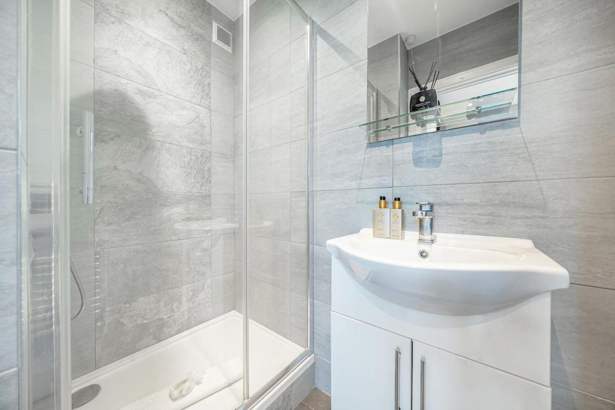 Apartamento Edgware Road's Gem *