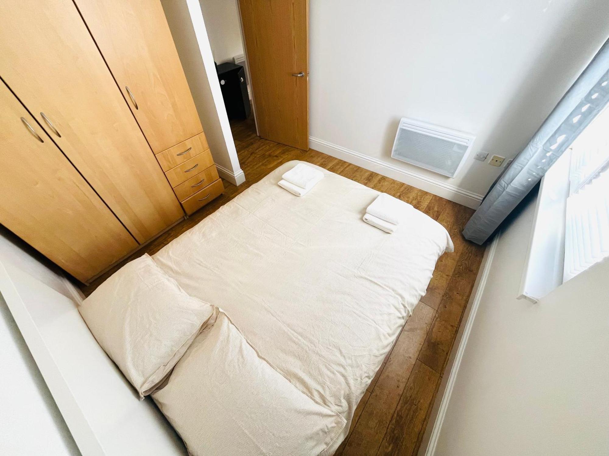 Modern Flat Near Transports Apartment London