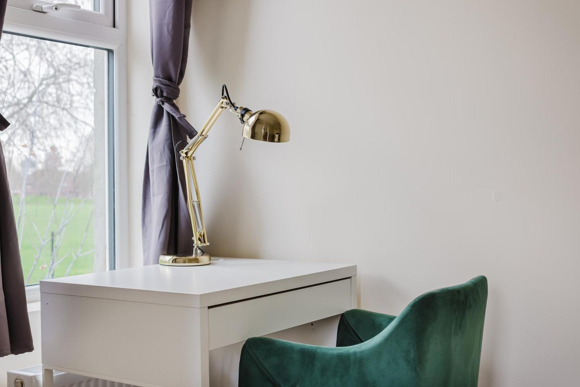 Apartment Modern Cosy Corner Flat - 2 Bed Close To 2x Tube Stations