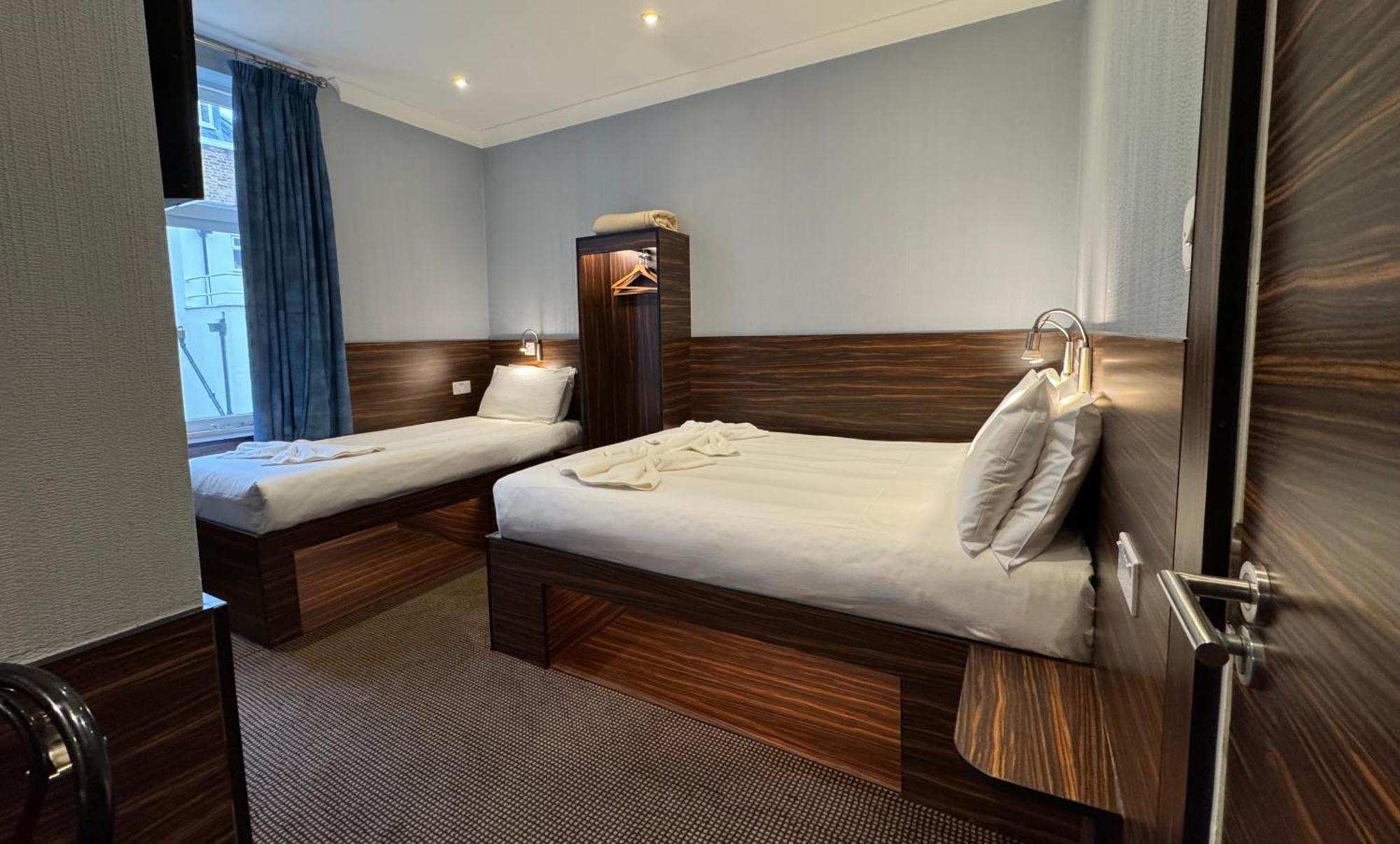 Hotel Crestfield 2*