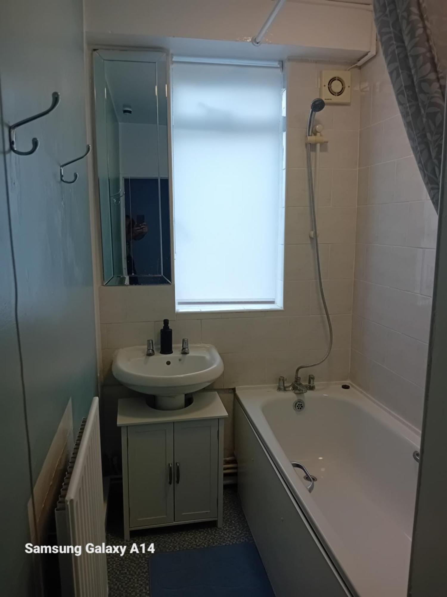 63 John Aird Court Homestay London