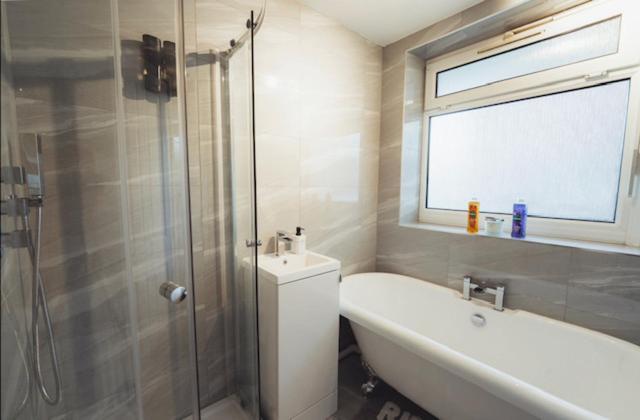 1 Bed-park View-balcony-wifi-pet Friendly * Londen