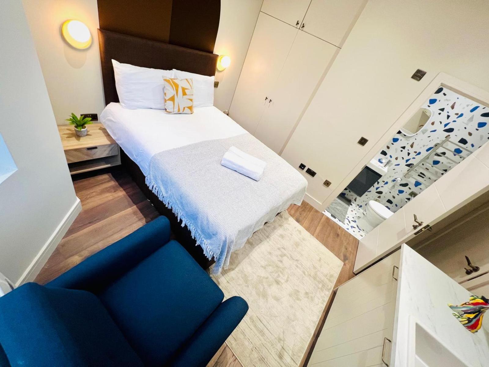 Guest house Holly A Mini Great Location For Tourist!!! London