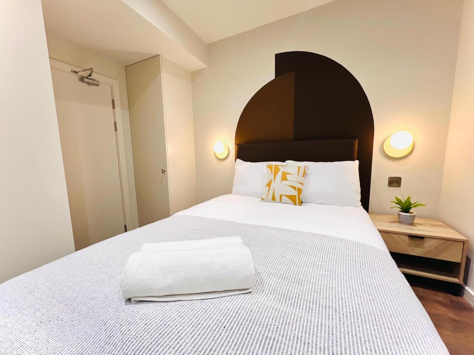 Guest house Holly A Mini Great Location For Tourist!!!