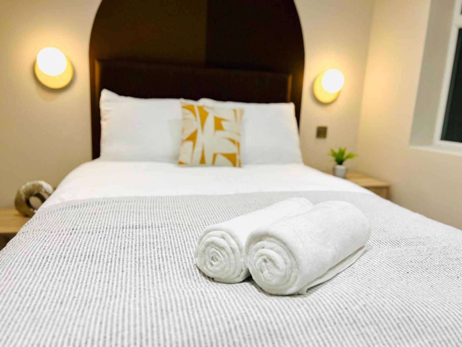 Holly A Mini Great Location For Tourist!!! Guest house *
