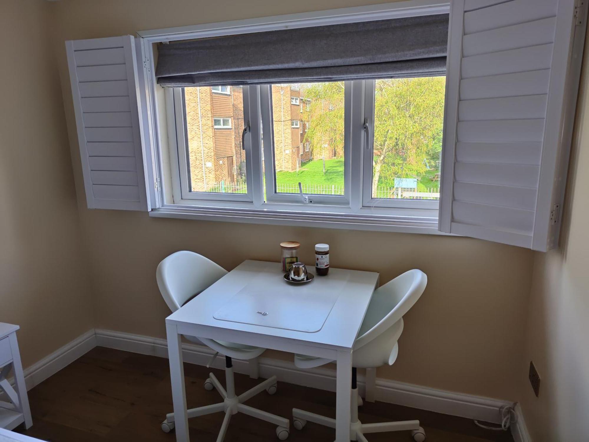Clifton House O2 & Excel With Private Bathroom And Breakfast Option * Londres