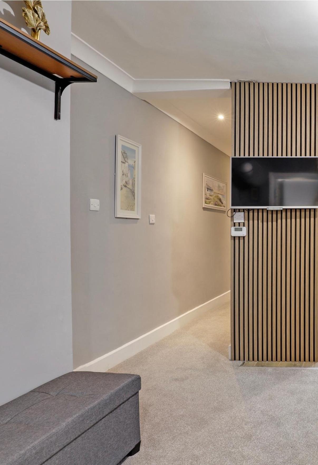 Sleeps 4,roof Garden, Top Apartment, Zone 2 Cls Central Apartment *